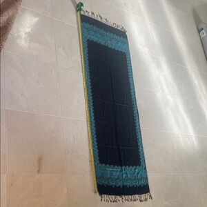 Elegant Black and Blue beaded Scarf